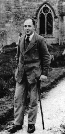 Cs lewis essays online
